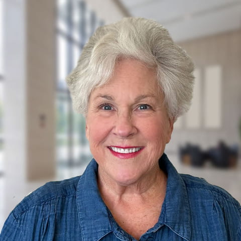 Miniat Susan Kolavo